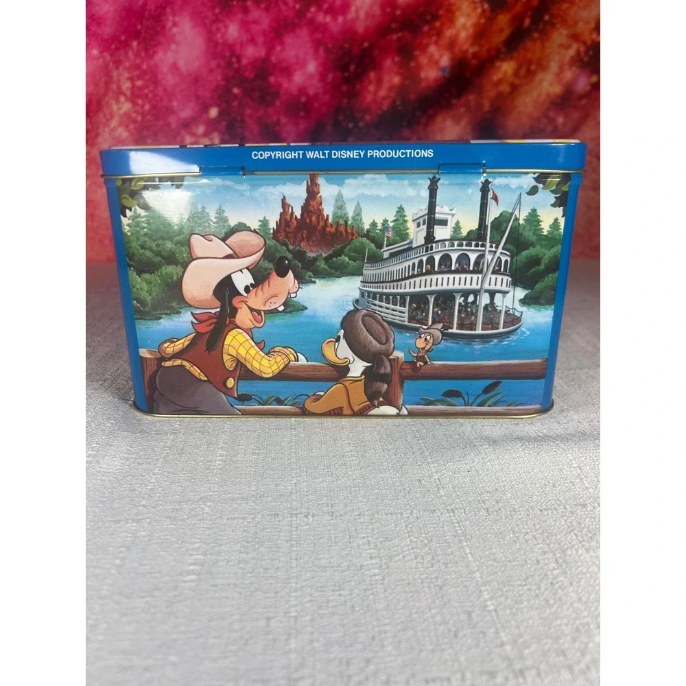 Vintage Disney World Taffy Tin Hudson-Scott Mickey Snow White Goofy Carlisle UK